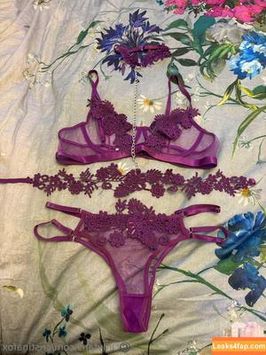 cristinafox photo #0003