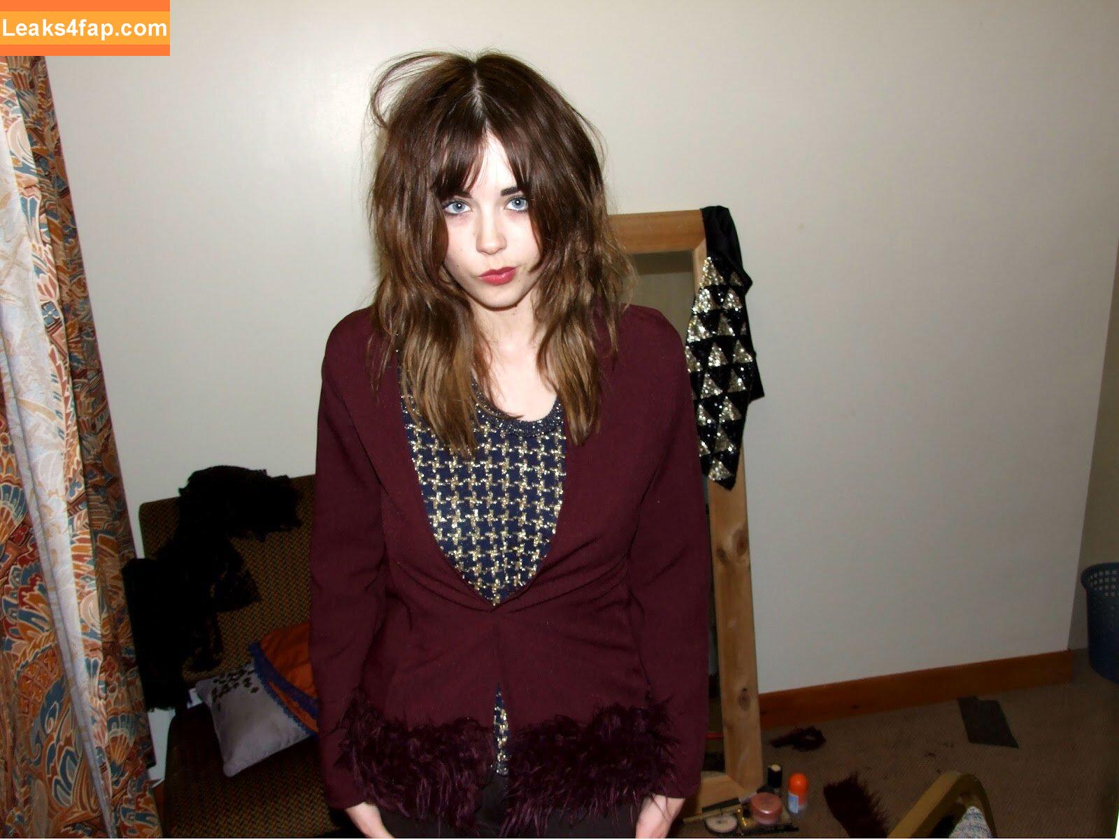Danielle Sharp /  leaked photo photo #0007