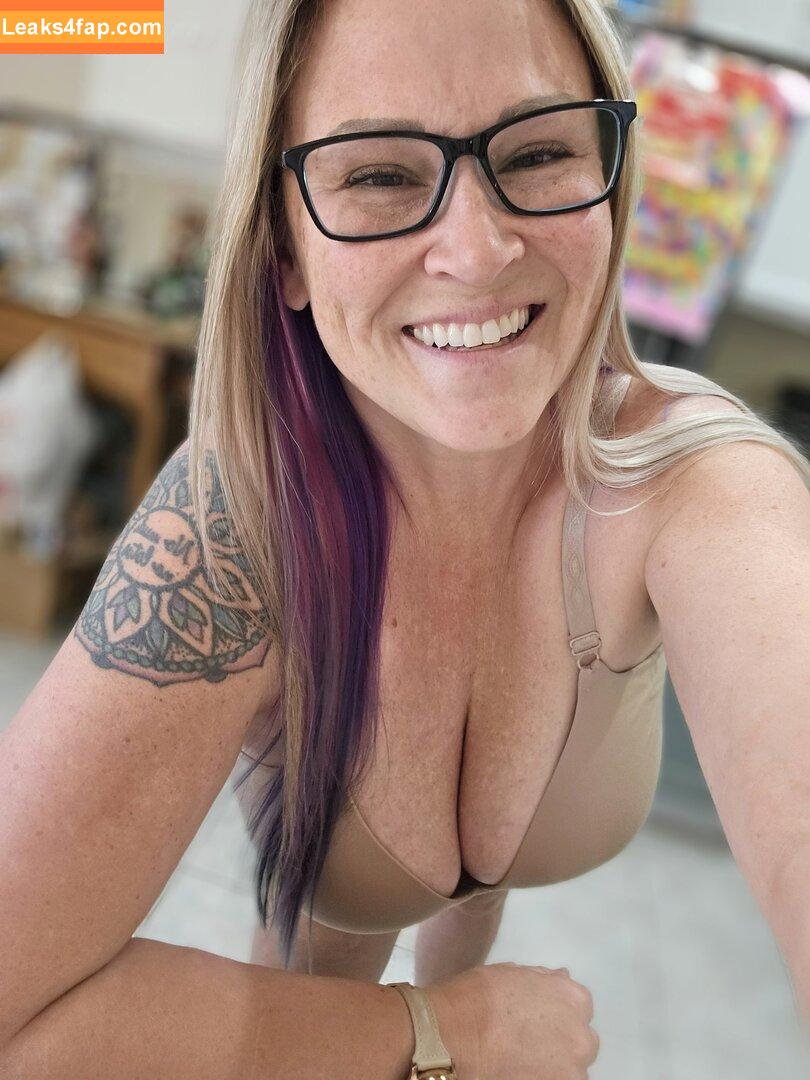 Danika Jones / danikaj92 / danikajones4200 leaked photo photo #0008