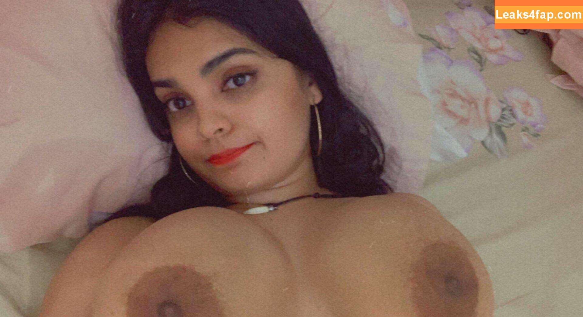 Desiaurora / DesiAuroraX / desi_aurorax_ leaked photo photo #0014