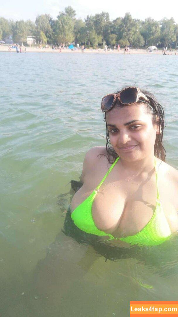 Desiaurora / DesiAuroraX / desi_aurorax_ leaked photo photo #0250