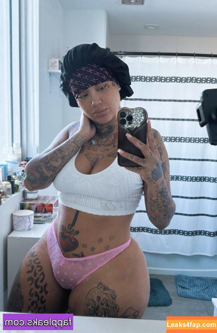 Donna Lombardi /  leaked photo photo #0019