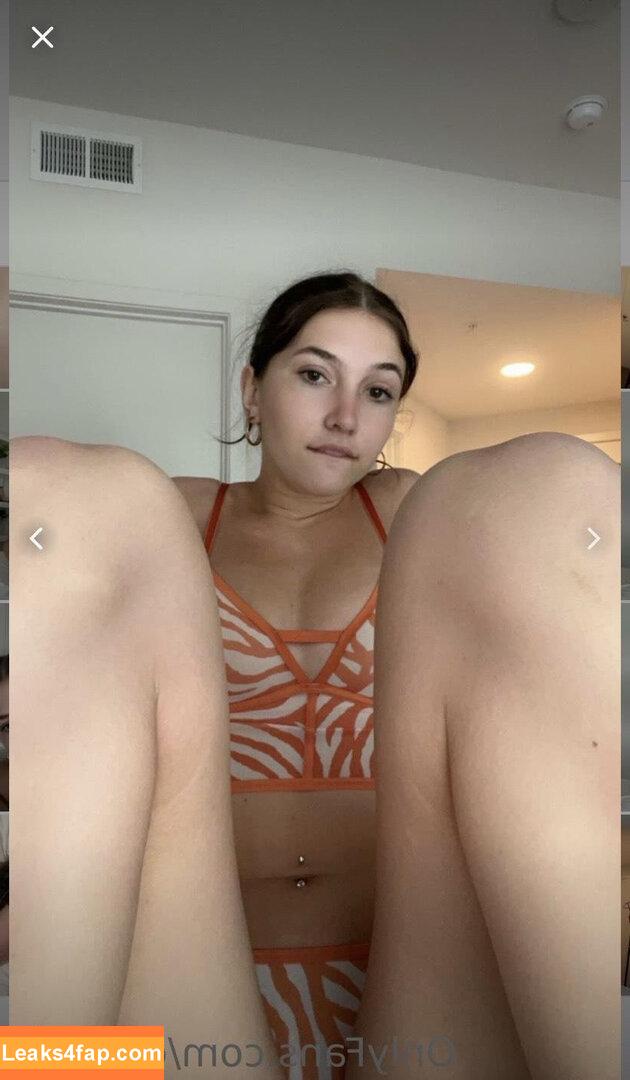 ellie.vandeel /  leaked photo photo #0084