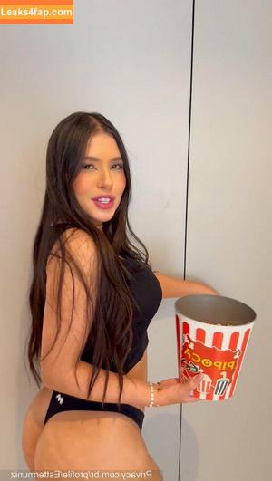 Ester Muniz photo #0002