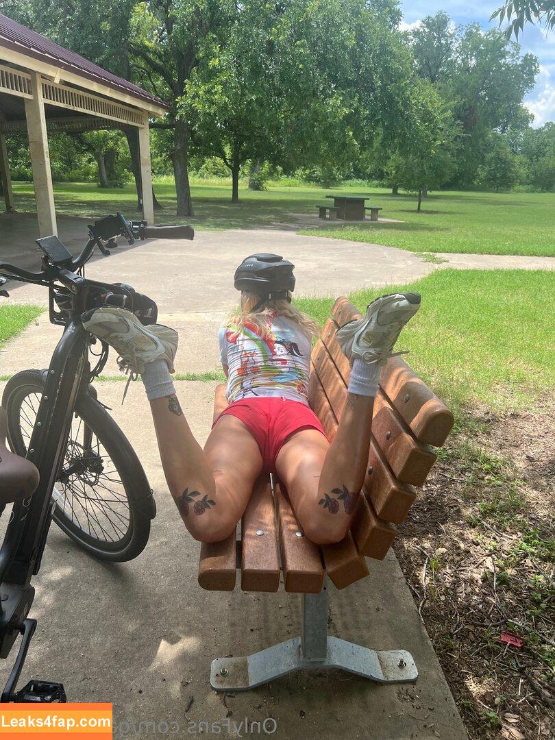 gabbiecarter / gabbiegooner leaked photo photo #0019