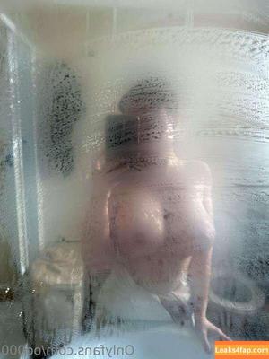 Giulia Valeriani photo #0090