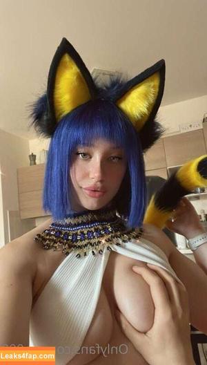 Giulia Valeriani photo #0270