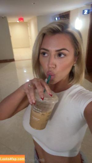 hallepayne photo #0015