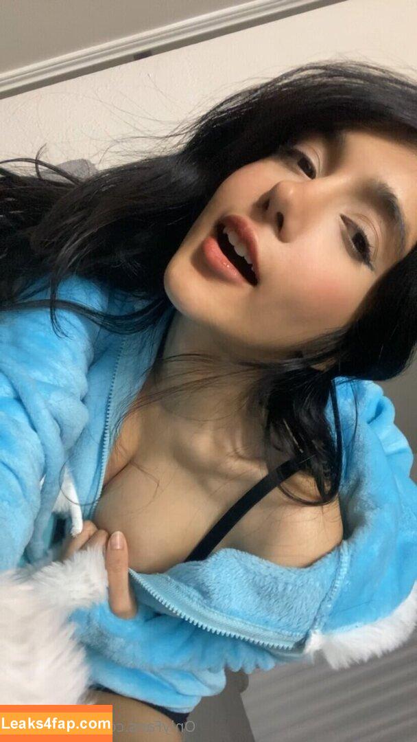 hinawynne /  leaked photo photo #0007