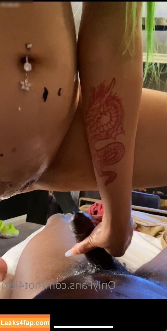 hot4lexi / Lexi 2 legit / lust4lexi leaked photo photo #0129
