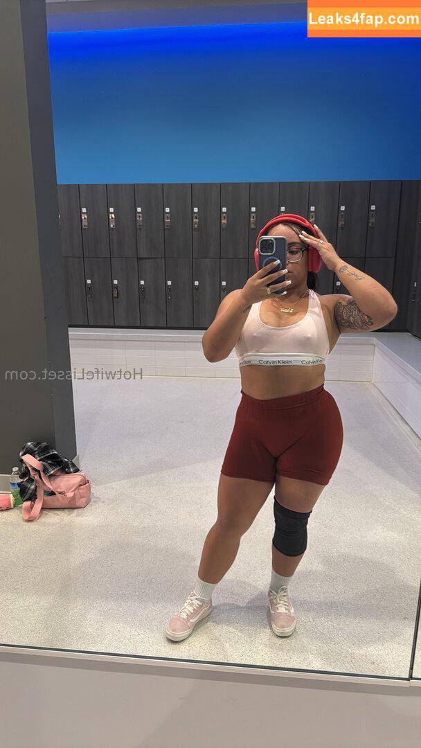 hotwifelisset / lisette leaked photo photo #0022
