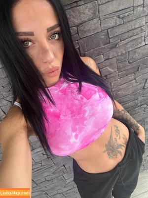 imviolet_ photo #0076