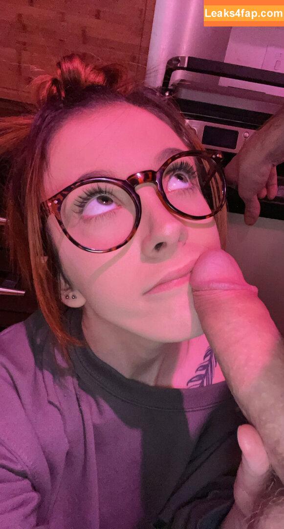 JadeVow / Jade Vow / Littlepidge / pidgespage leaked photo photo #0084