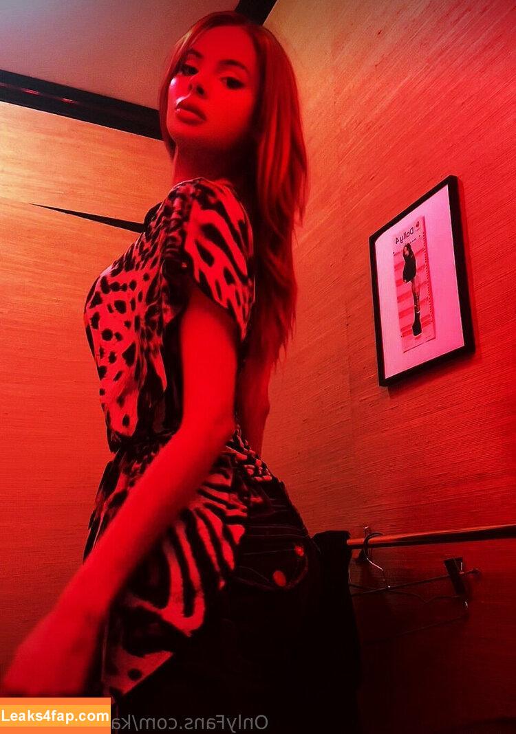 Katie Bell / katiebellofficial / katieeeeebell leaked photo photo #0037