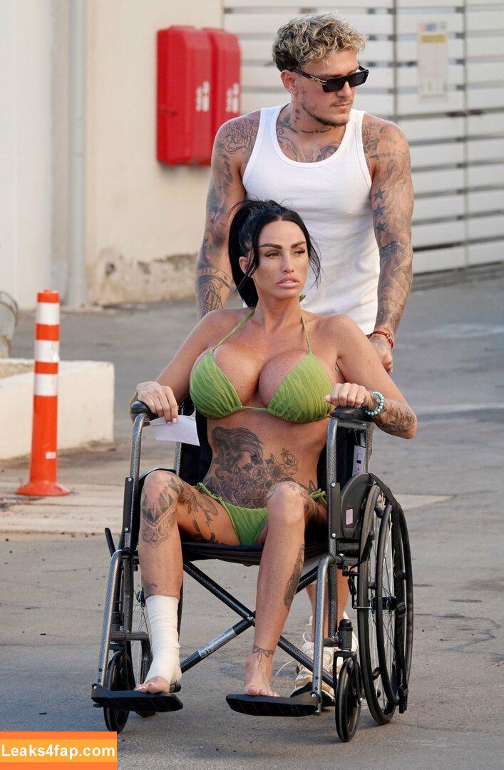 Katie Price / Jordan / katieprice слитое фото фото #0327
