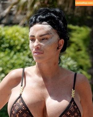 Katie Price фото #0285