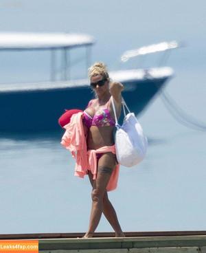 Katie Price фото #0315