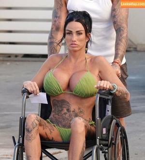Katie Price фото #0331