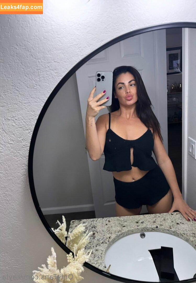 kayla / azbun88 / kayla_itsines / kaylaaz88 leaked photo photo #0005
