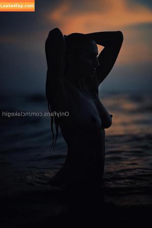 Leigh Wolfe photo #0010