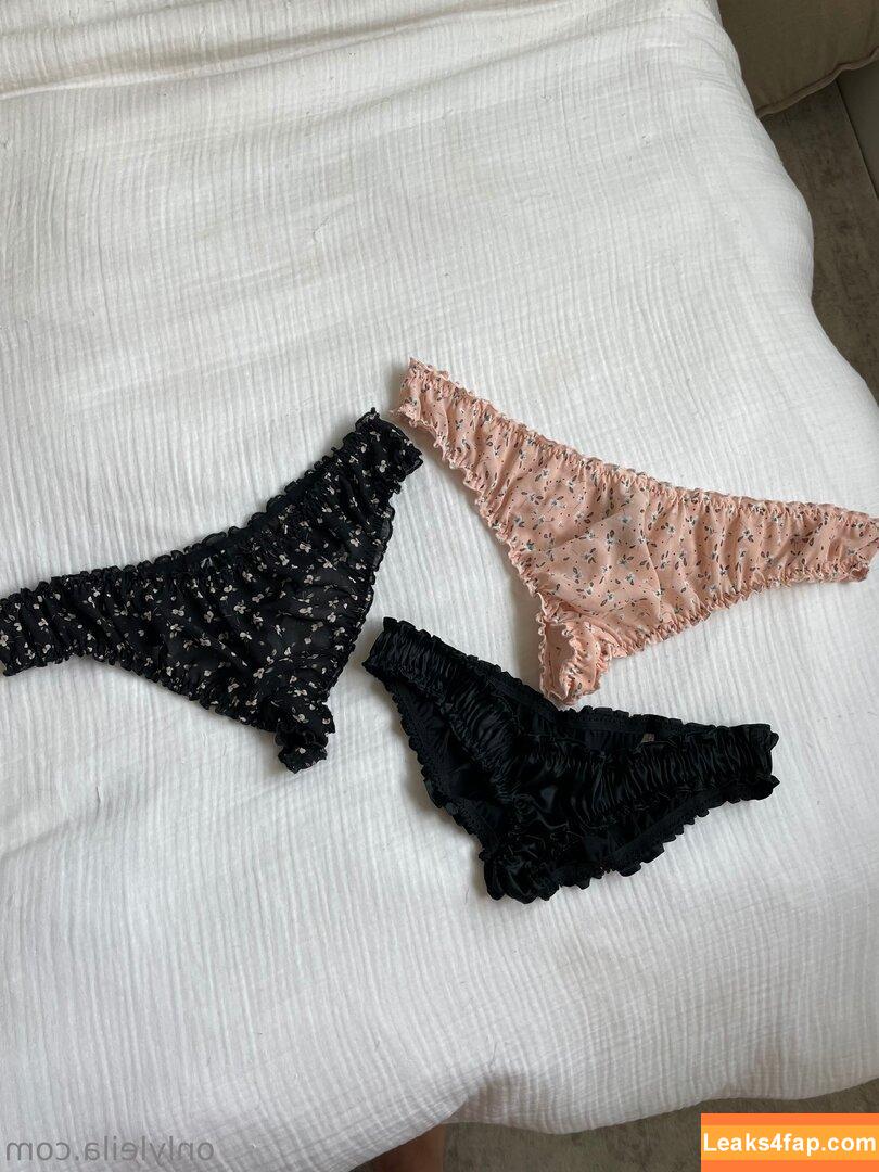 leilalewisx / theleilalewis leaked photo photo #0056