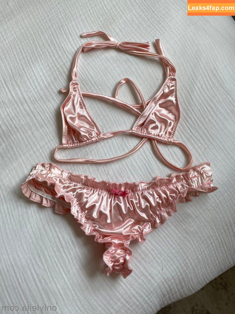 leilalewisx / theleilalewis leaked photo photo #0058