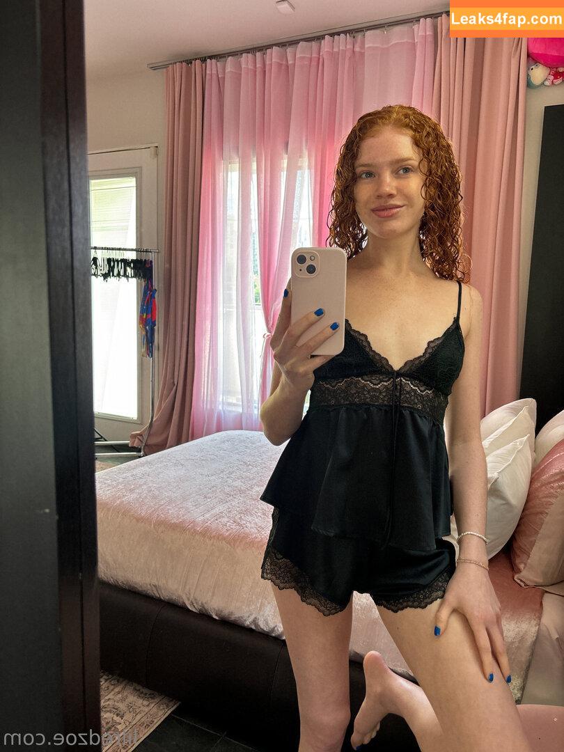 Lilredzoe /  leaked photo photo #0054