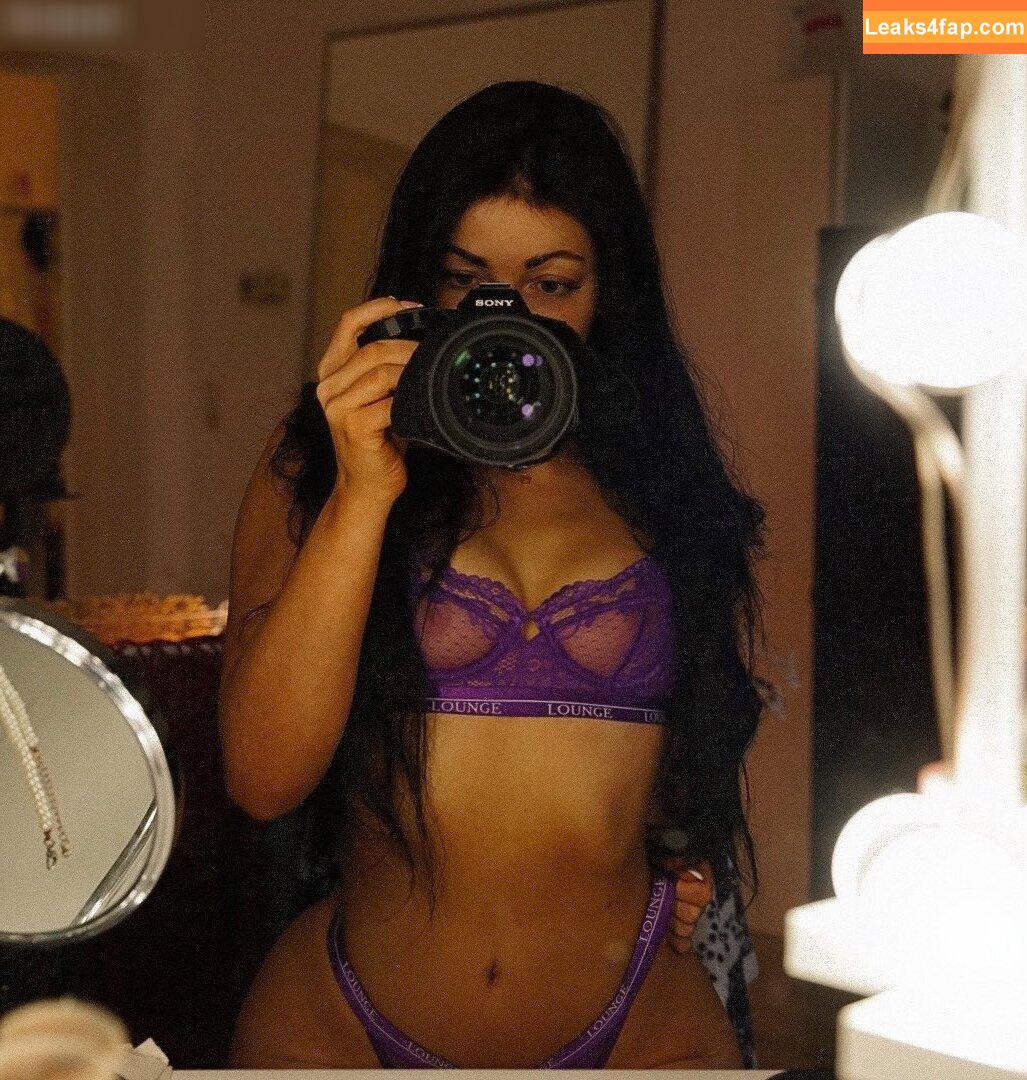 lrsrfrt /  leaked photo photo #0009