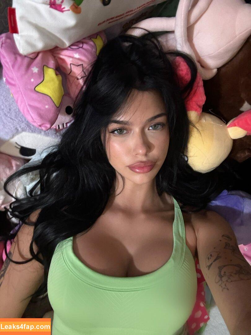 luvstruck /  leaked photo photo #0013