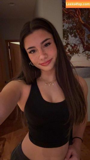 Mikayla Campinos фото #0031