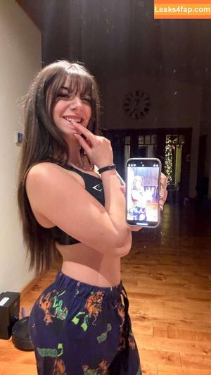 Mikayla Campinos photo #0099