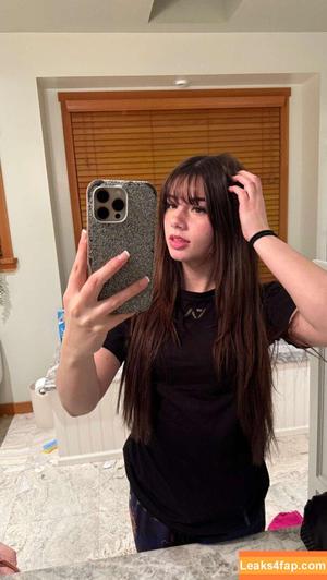 Mikayla Campinos photo #0108