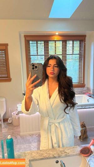 Mikayla Campinos photo #0117