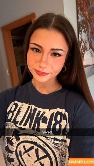 Mikayla Campinos photo #0135