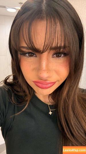 Mikayla Campinos фото #0176