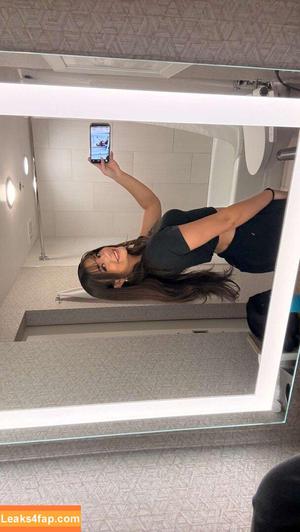 Mikayla Campinos фото #0178