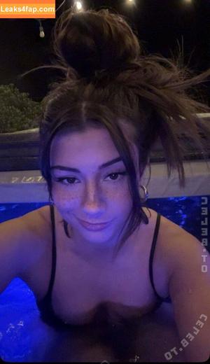 Mikayla Campinos фото #0184