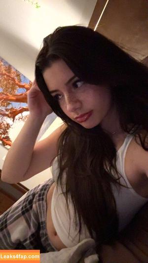 Mikayla Campinos photo #0288