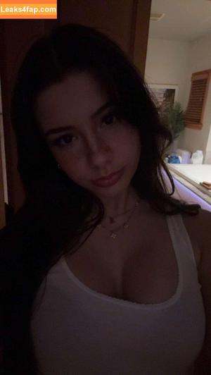 Mikayla Campinos photo #0293