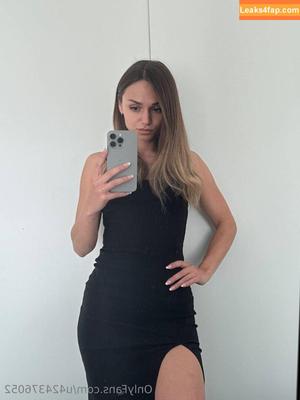 monamystery photo #0003