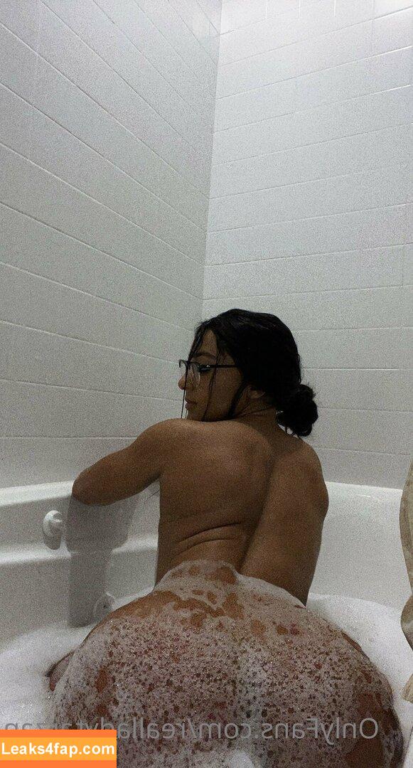 Naturebooty / TheRealLadyTarzan / realladytarzan leaked photo photo #0007
