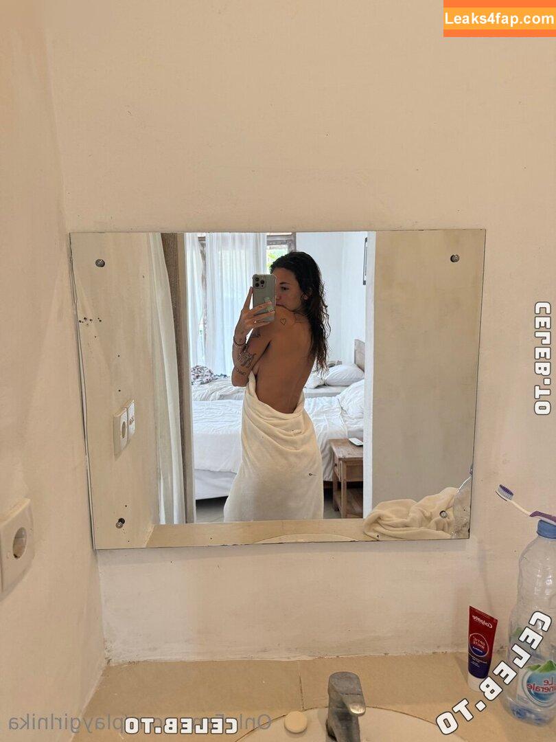Nikairani /  leaked photo photo #0009