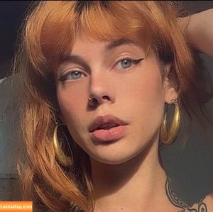 Nora Fae photo #0011