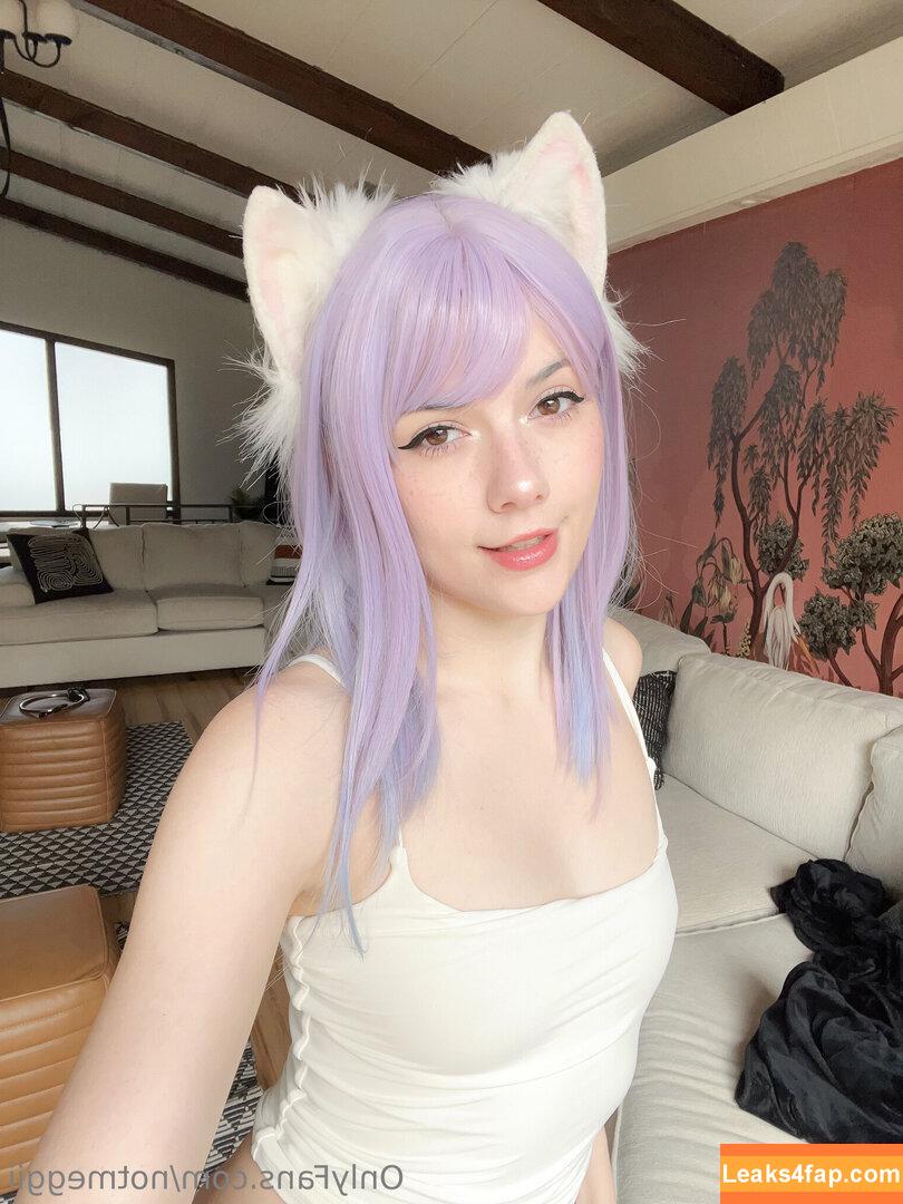 notmeggii / https: / meggiicosplay leaked photo photo #0055