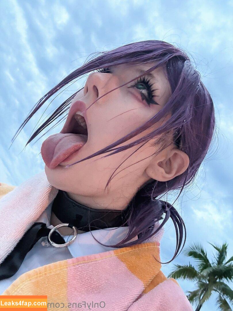 notmeggii / https: / meggiicosplay leaked photo photo #0067