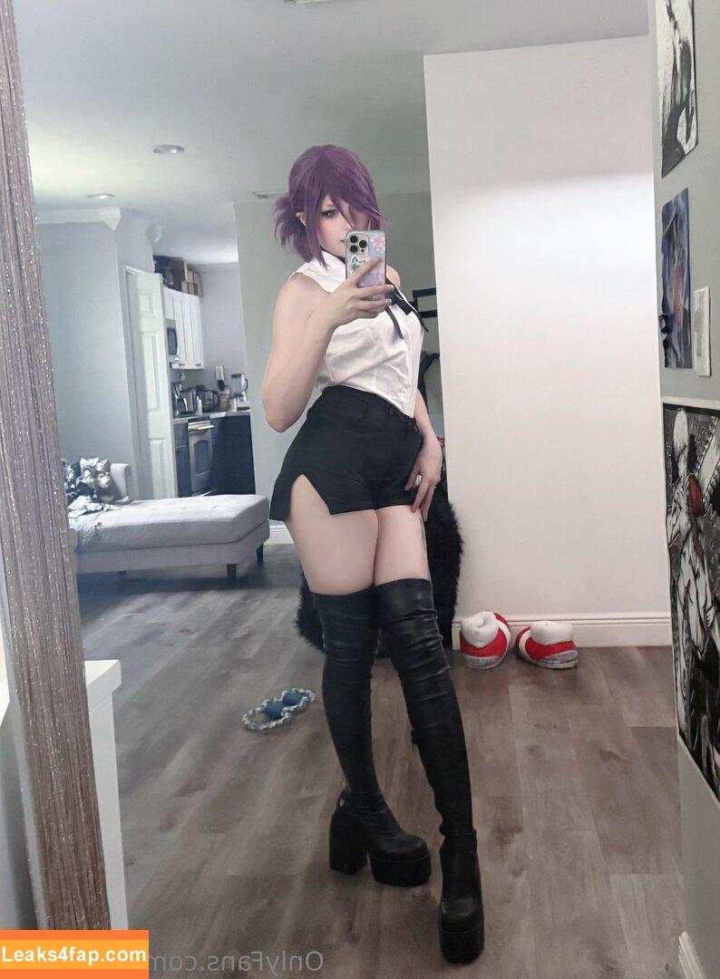 notmeggii / https: / meggiicosplay leaked photo photo #0068