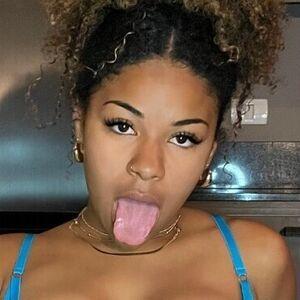 paolaaxo photo #0002