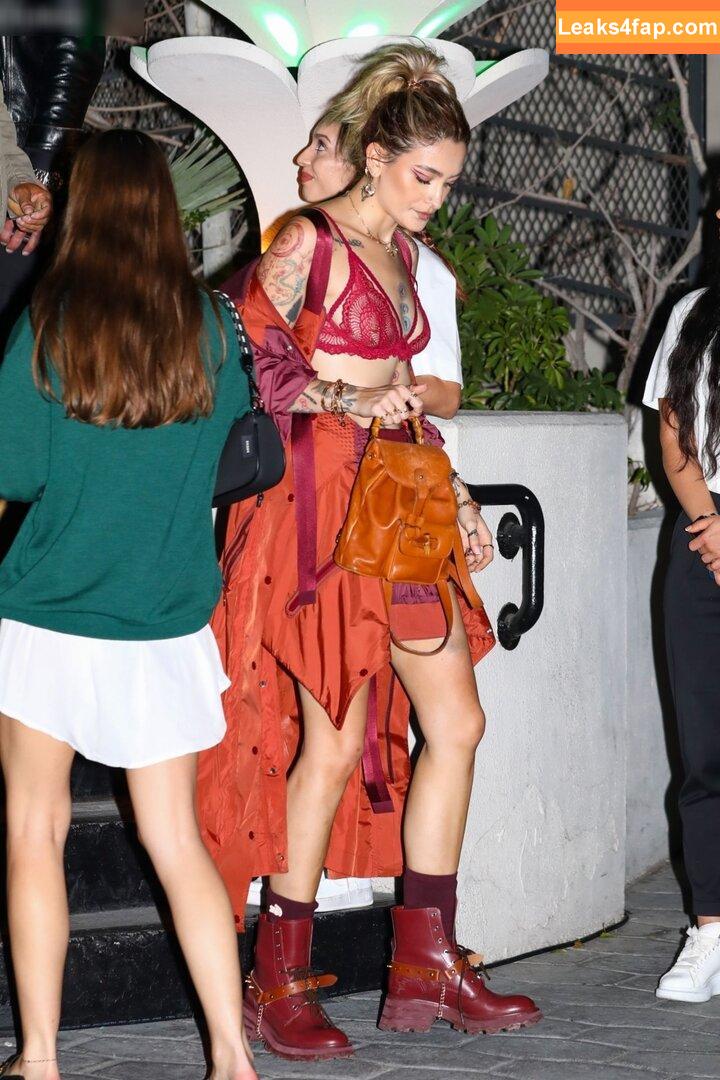 Paris Jackson / parisjackson слитое фото фото #0094