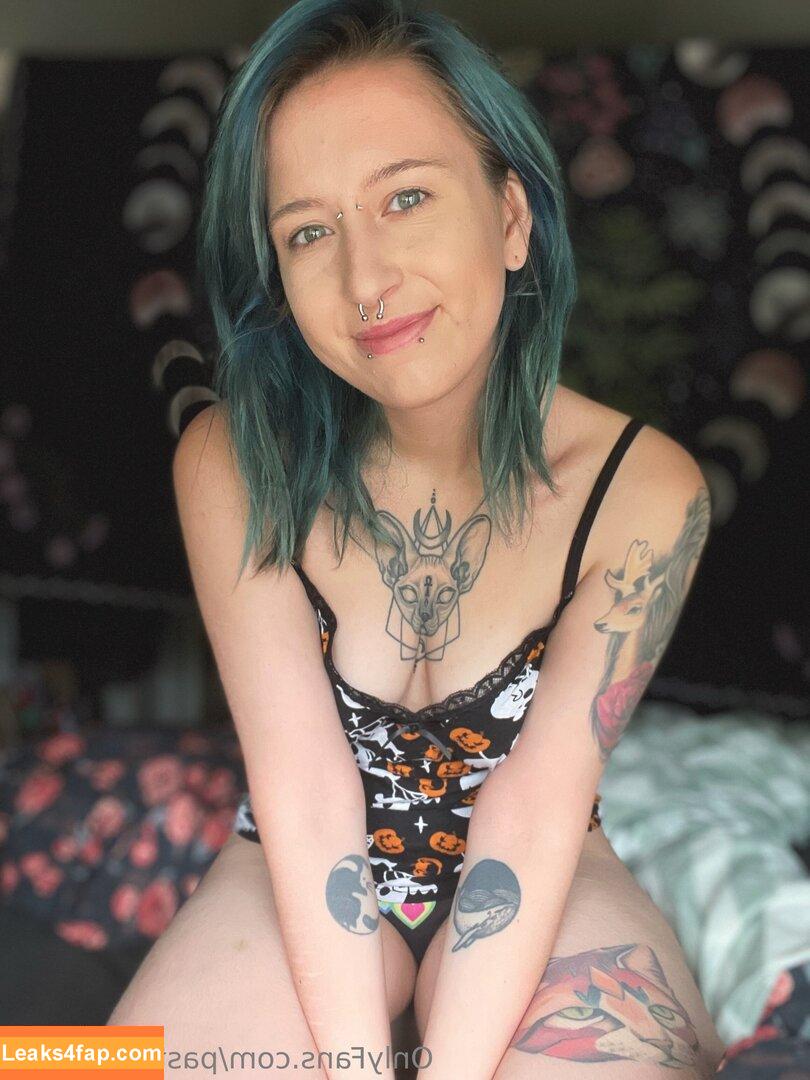 pastelskytrash / pastelsky4u leaked photo photo #0079