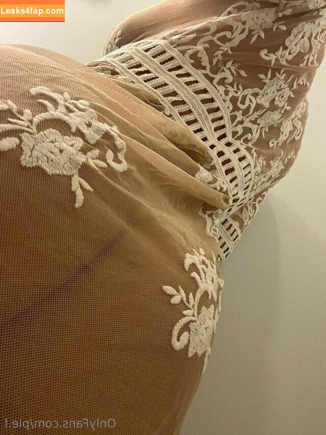 Pietra Luccas / Body Sisters / pietra_luccas leaked photo photo #0051
